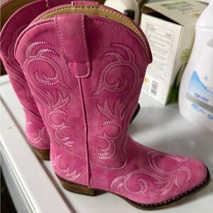 Pink Western Cowboy/Cowgirl leather boots from Texas
